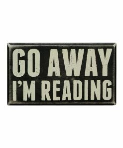 Primitives by Kathy | 'I'm Reading' Wall Sign
